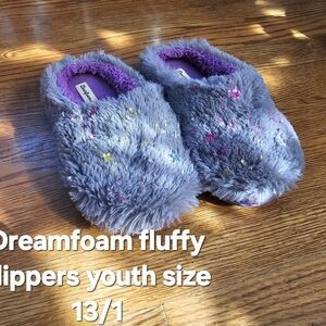 Dreamfoam Fluffy Slippers